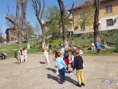 Игри на открито - ДГ Надежда - Плевен
